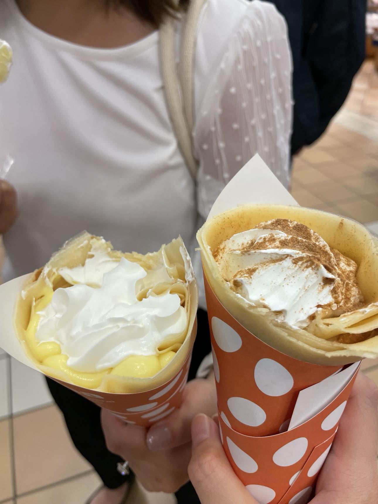 picture of dessert crepe